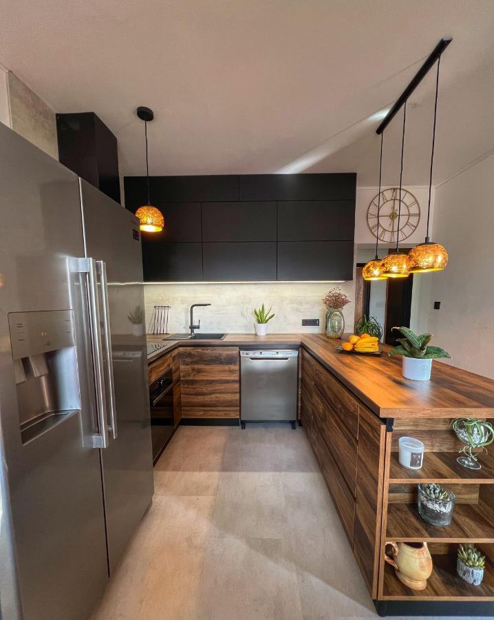 Apartmani Mia Palit Kültér fotó